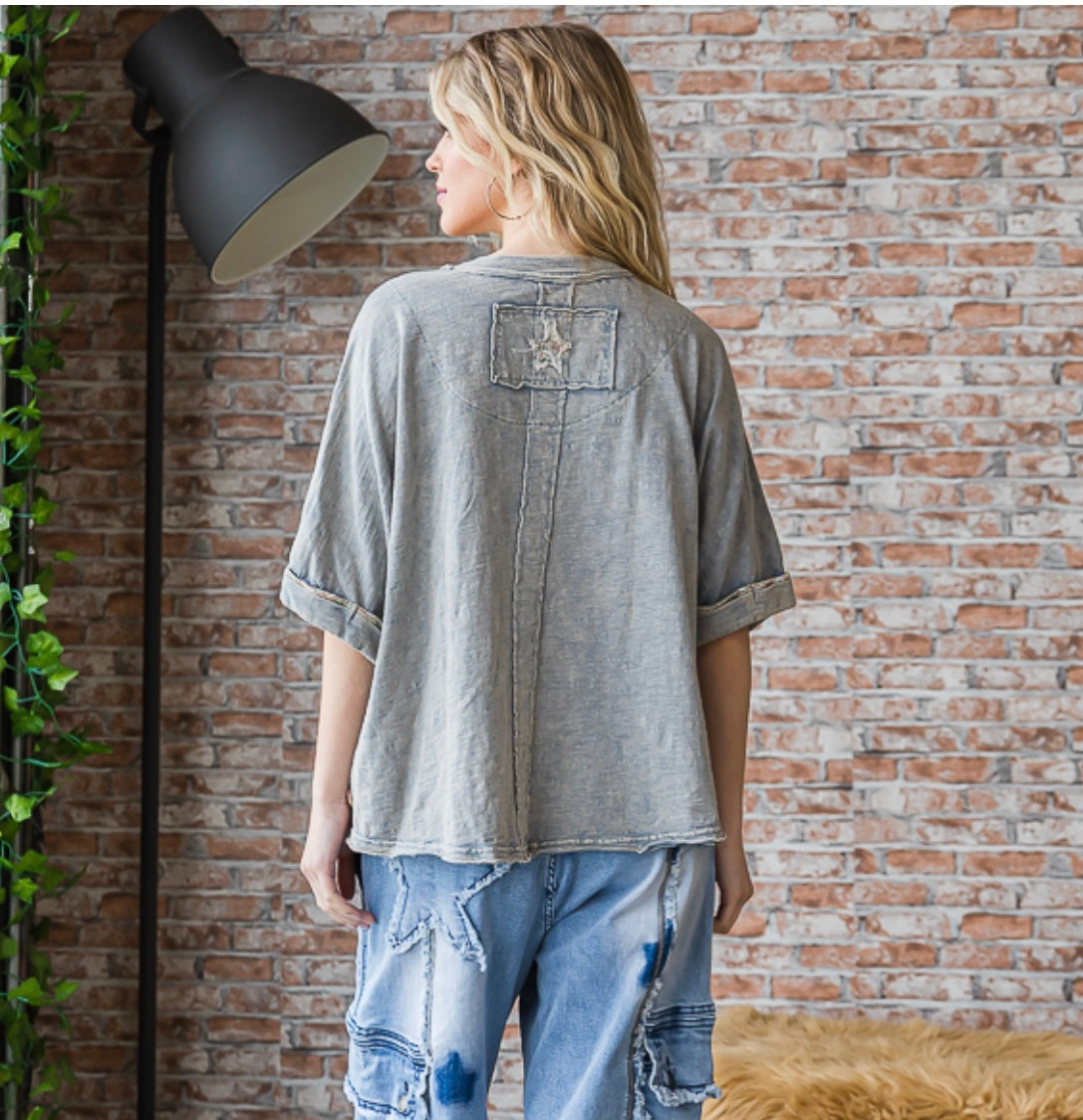 WASHED STAR PATCHED SHORT SLEEVE TOP - Blue