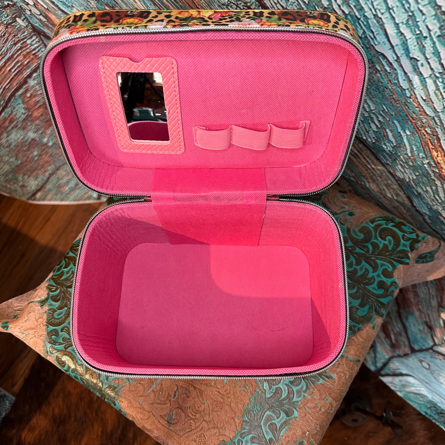 Make Up Box Large