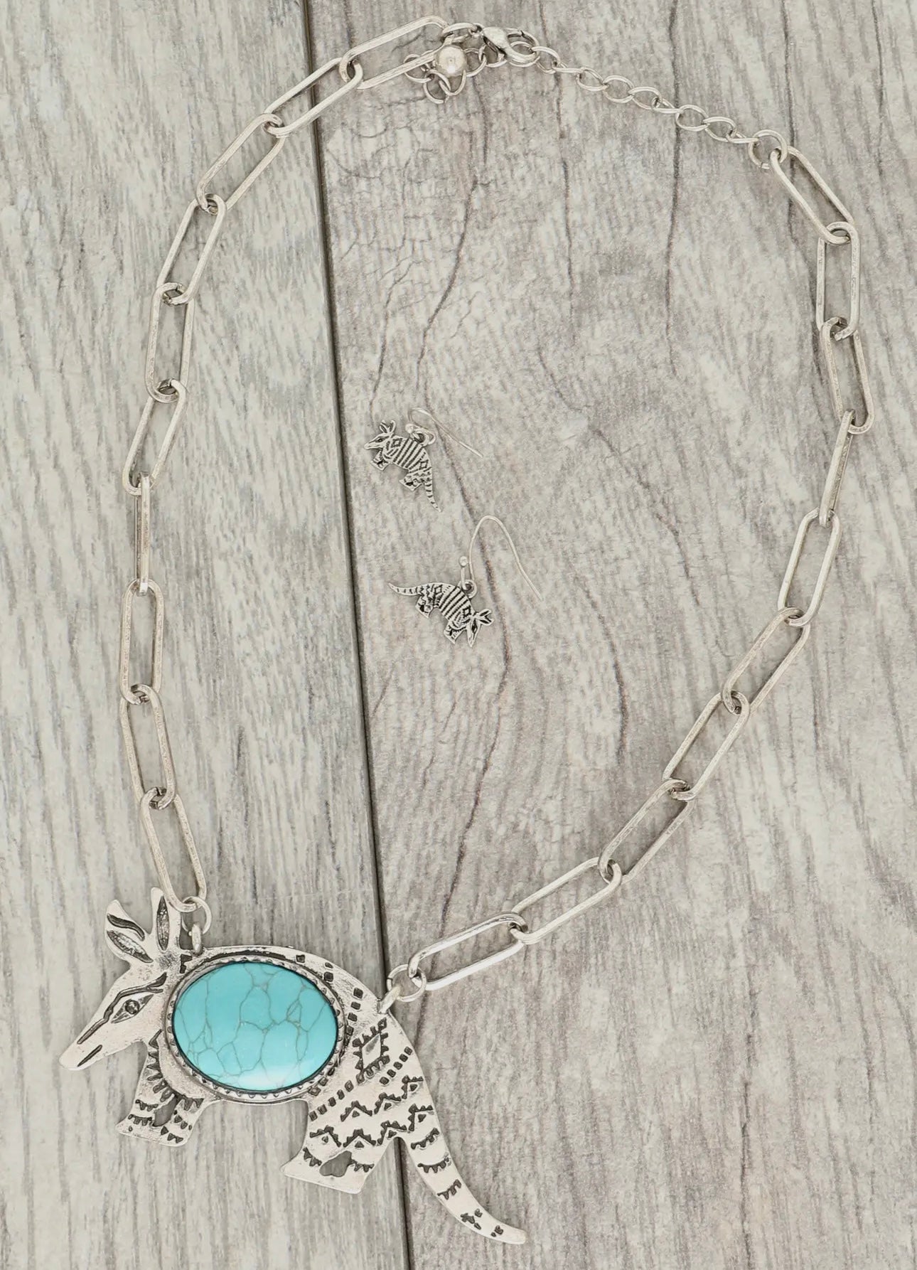 Armadillo Turquoise Stone Silver Necklace Set