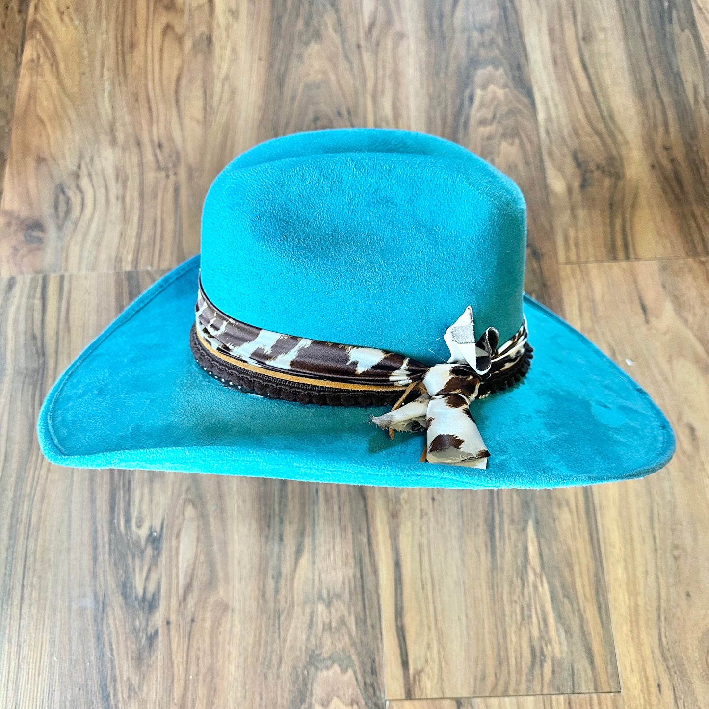 Turquoise Cowboy Hat with Cow Print Scarf