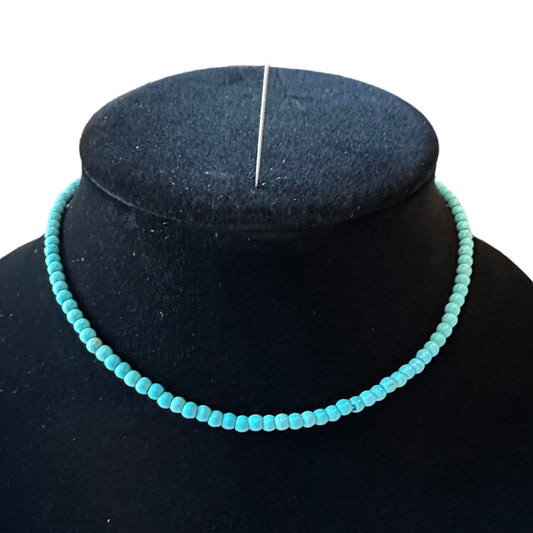 Short Turquoise Bead Necklace