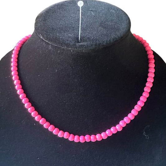 Med Hot Pink Bead Necklace