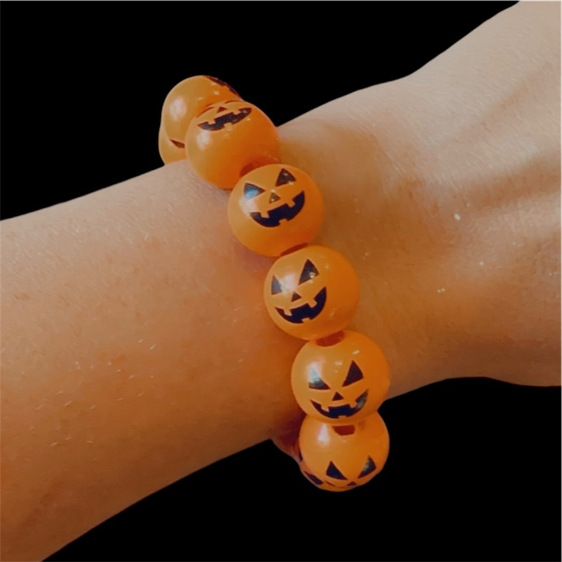 Jack-O-Lantern Bead Bracelet